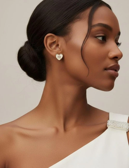 MIU MIU Женские серьги-гвоздики «Сердце» с эмалью