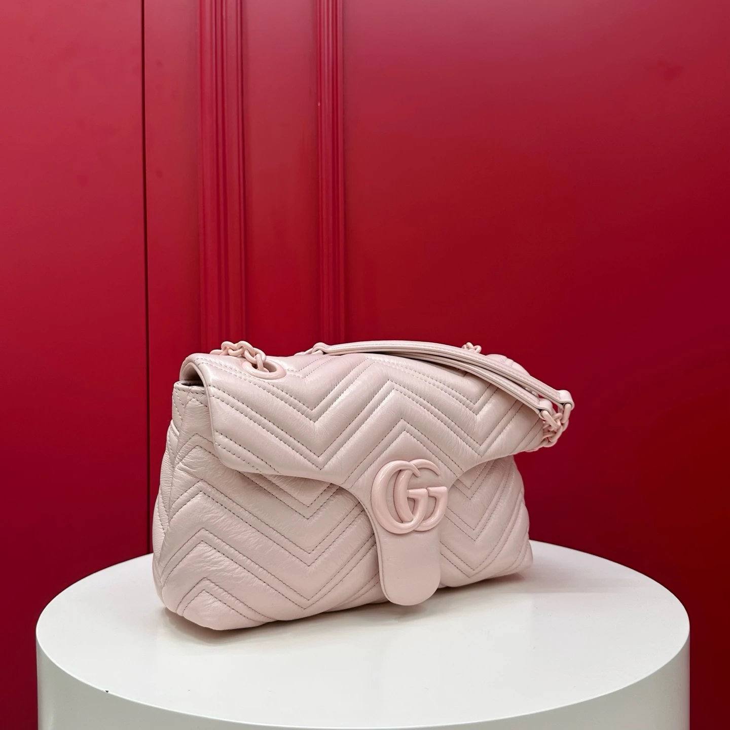 GUCCI Женская сумка GG Marmont small shoulder bag