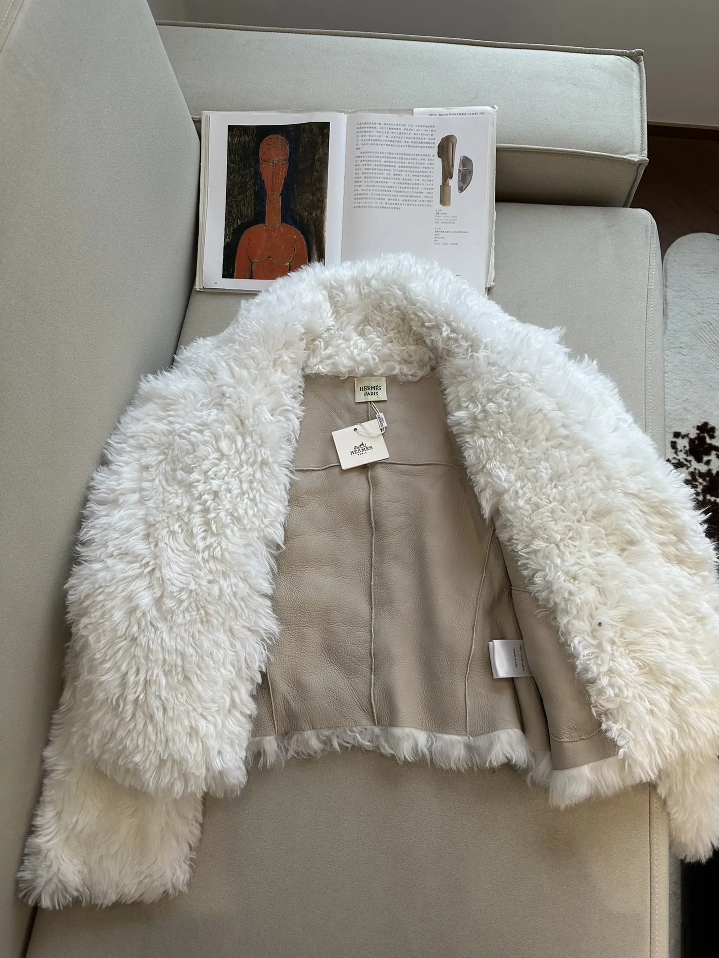 HERMES Женская шуба из шерсти мериноса HERMES Женская шуба из шерсти мериноса