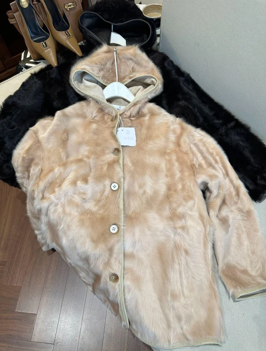 BRUNELLO CUCINELLI Женская замшевая куртка из лисьего меха