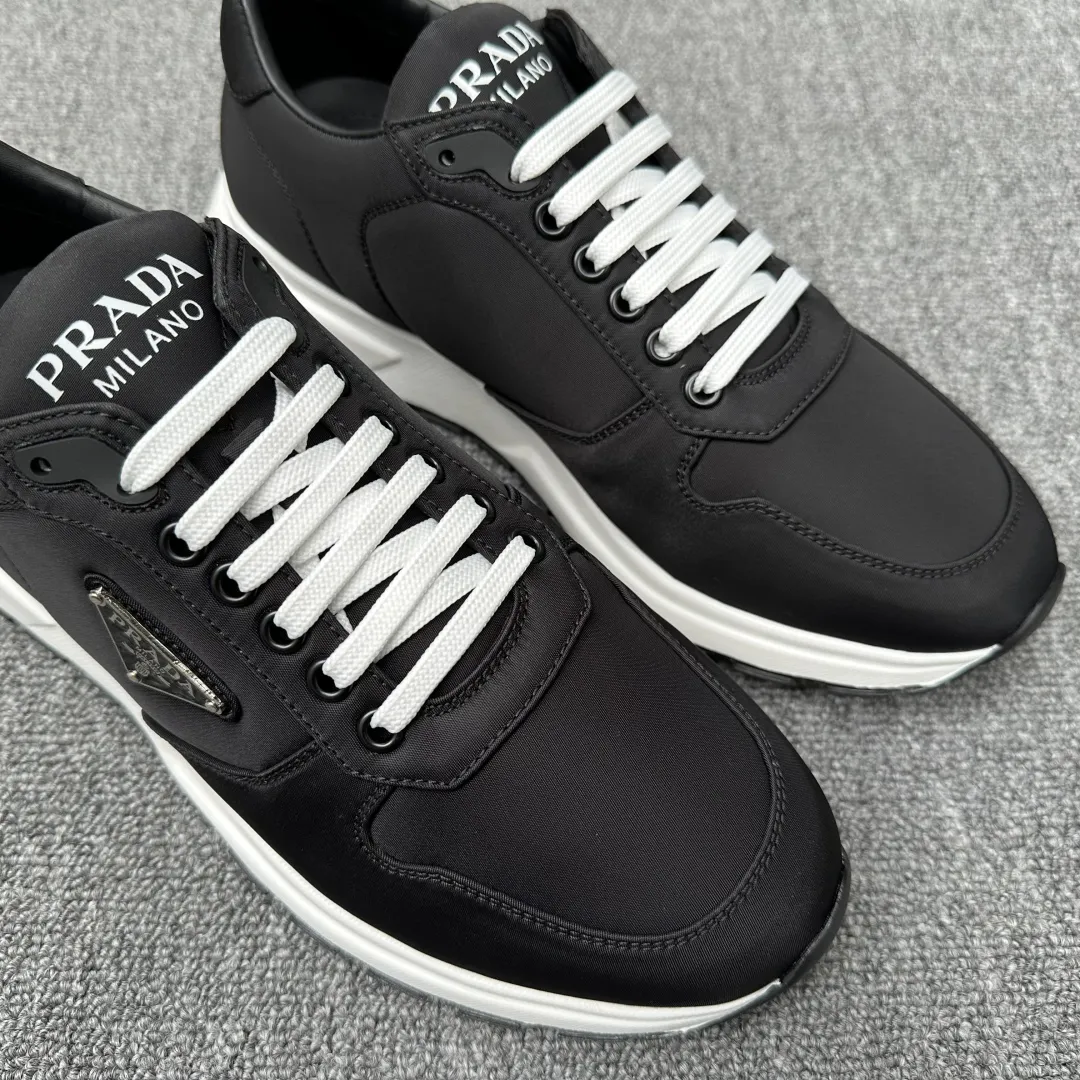 PRADA Мужские кроссовки из переработанного материала