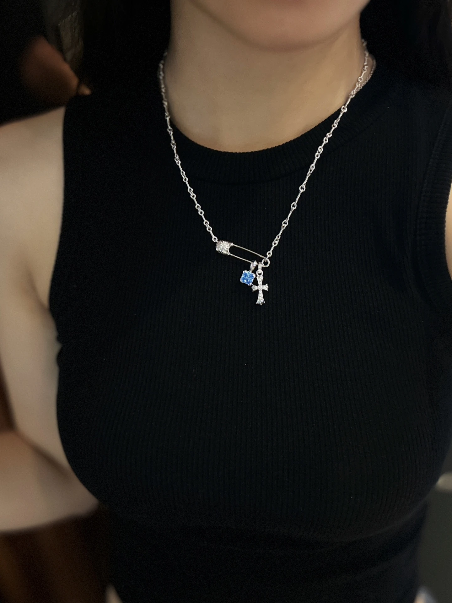 CHROME HEARTS Женское колье из серебра CHROME HEARTS Женское колье из серебра