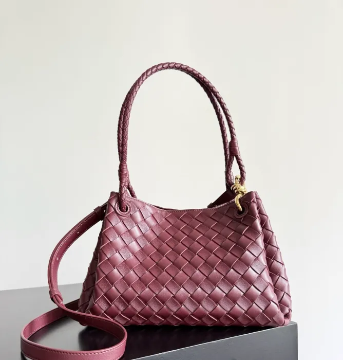 BOTTEGA VENETA Сумка Parachute