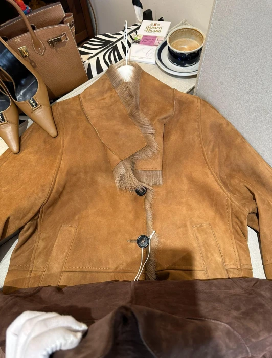 BRUNELLO CUCINELLI Женская дублёнка из меха лисы