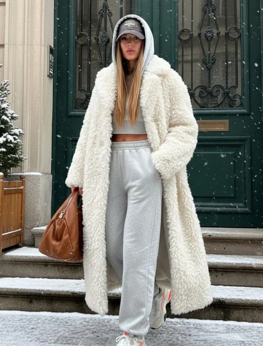 FENDI Женская шуба из овчины