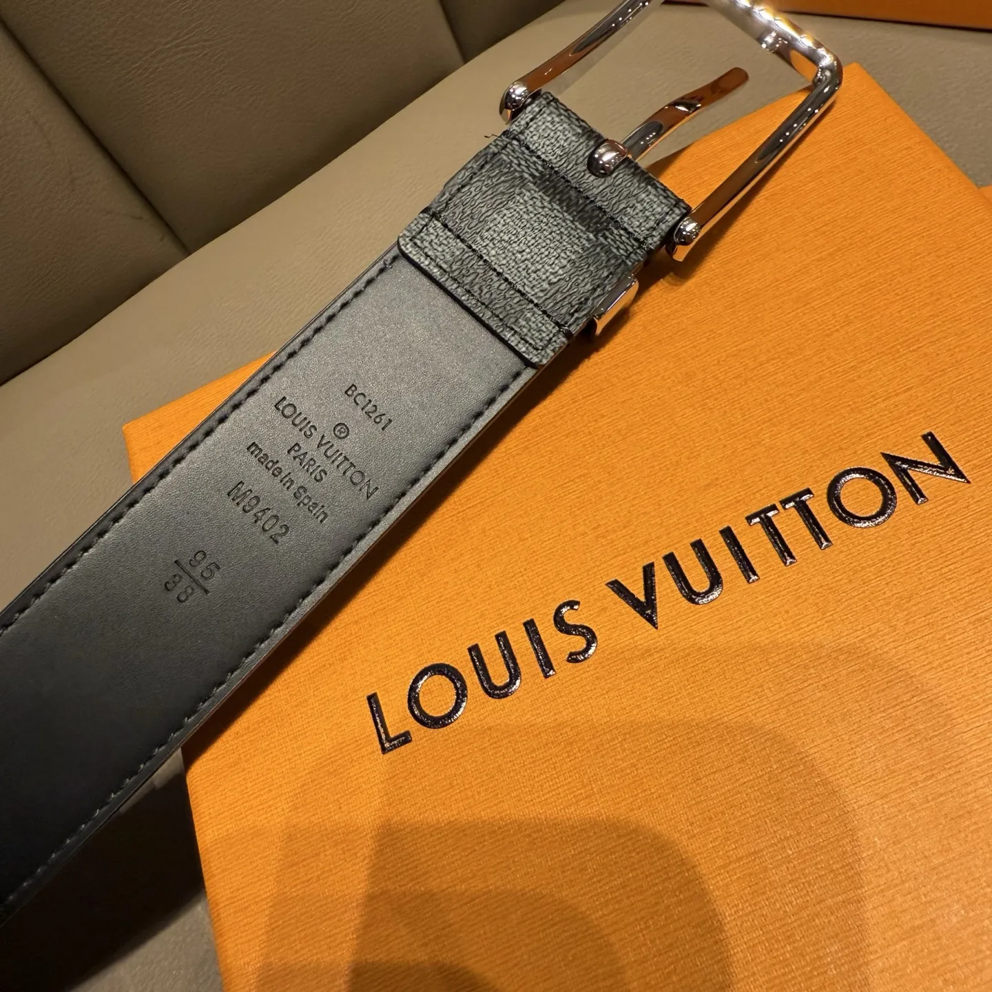 LOUIS VUITTON Мужской ремень коровья кожа