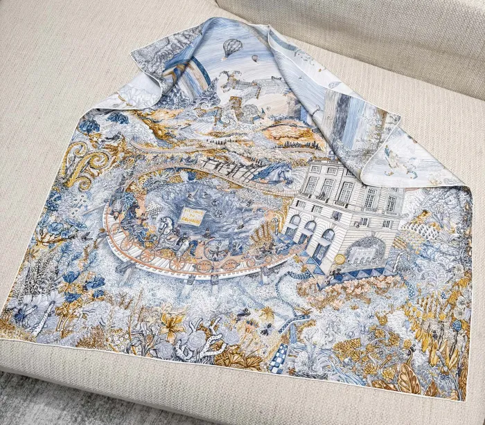 HERMES Платок из шёлка