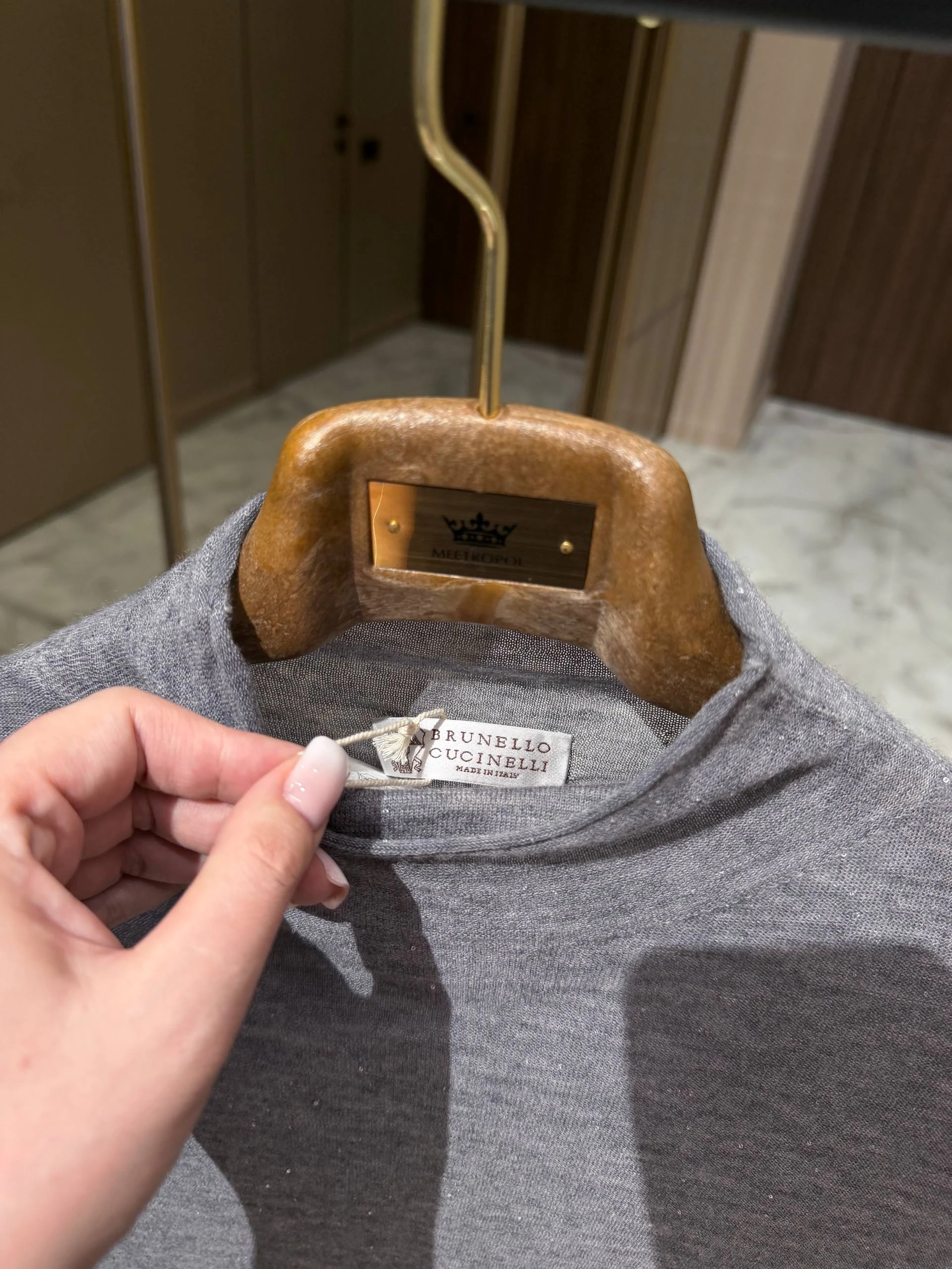 BRUNELLO CUCINELLI Женская водолазка с микро-пайетками