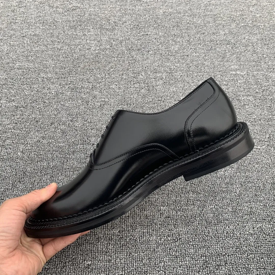 SALVATORE FERRAGAMO Мужские туфли-оксфорды из воловьей кожи