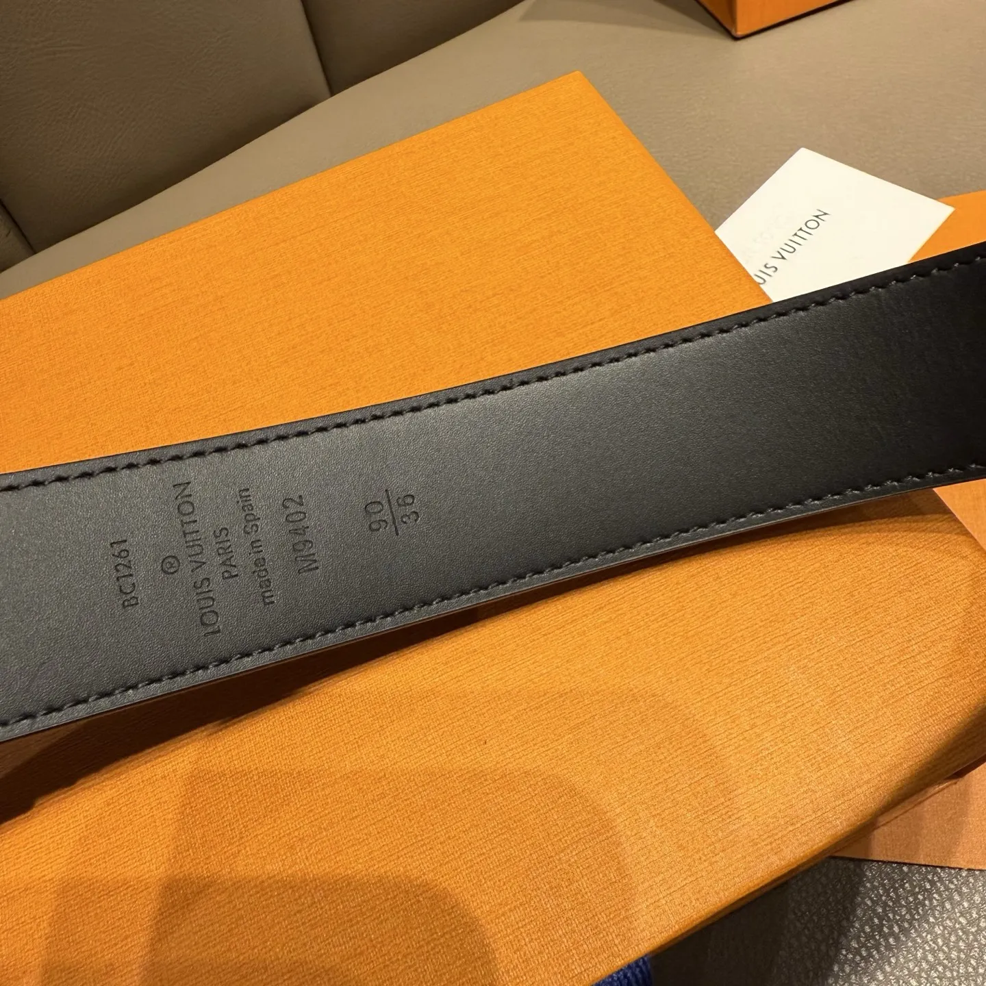 LOUIS VUITTON Мужской ремень коровья кожа