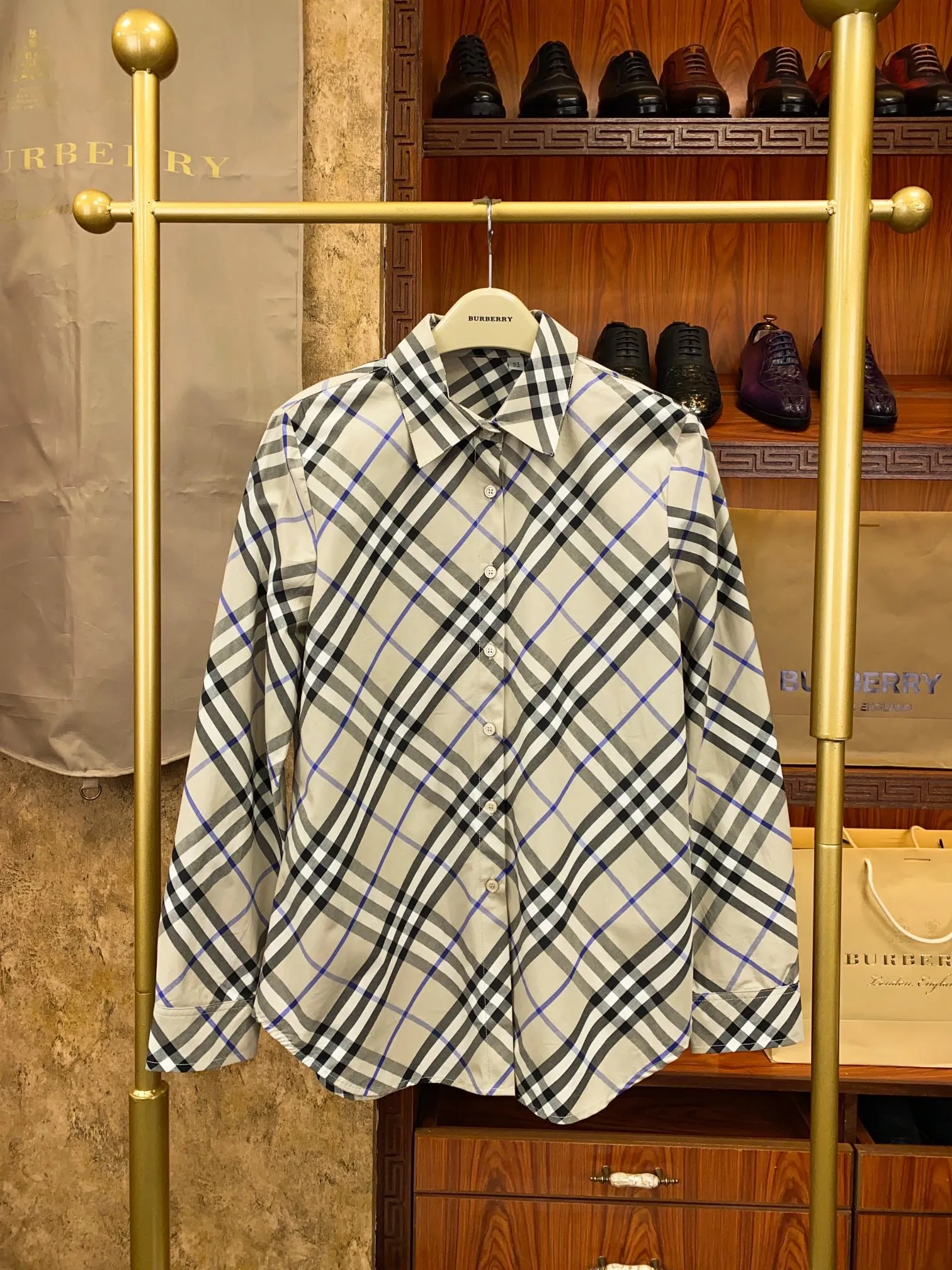 BURBERRY Мужская рубашка из дышащего хлопка BURBERRY Мужская рубашка из дышащего хлопка