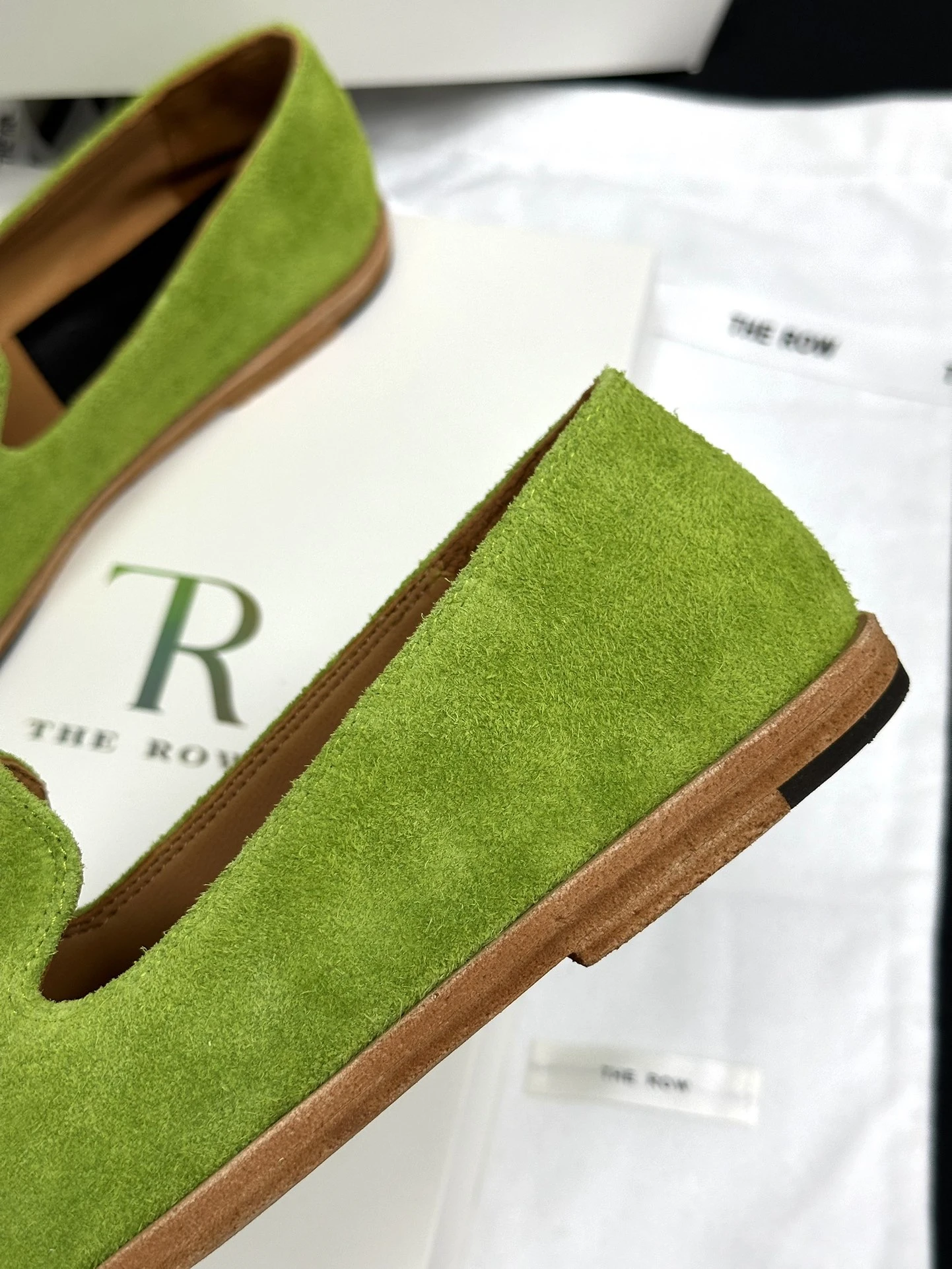 THE ROW Замшевые лоферы 