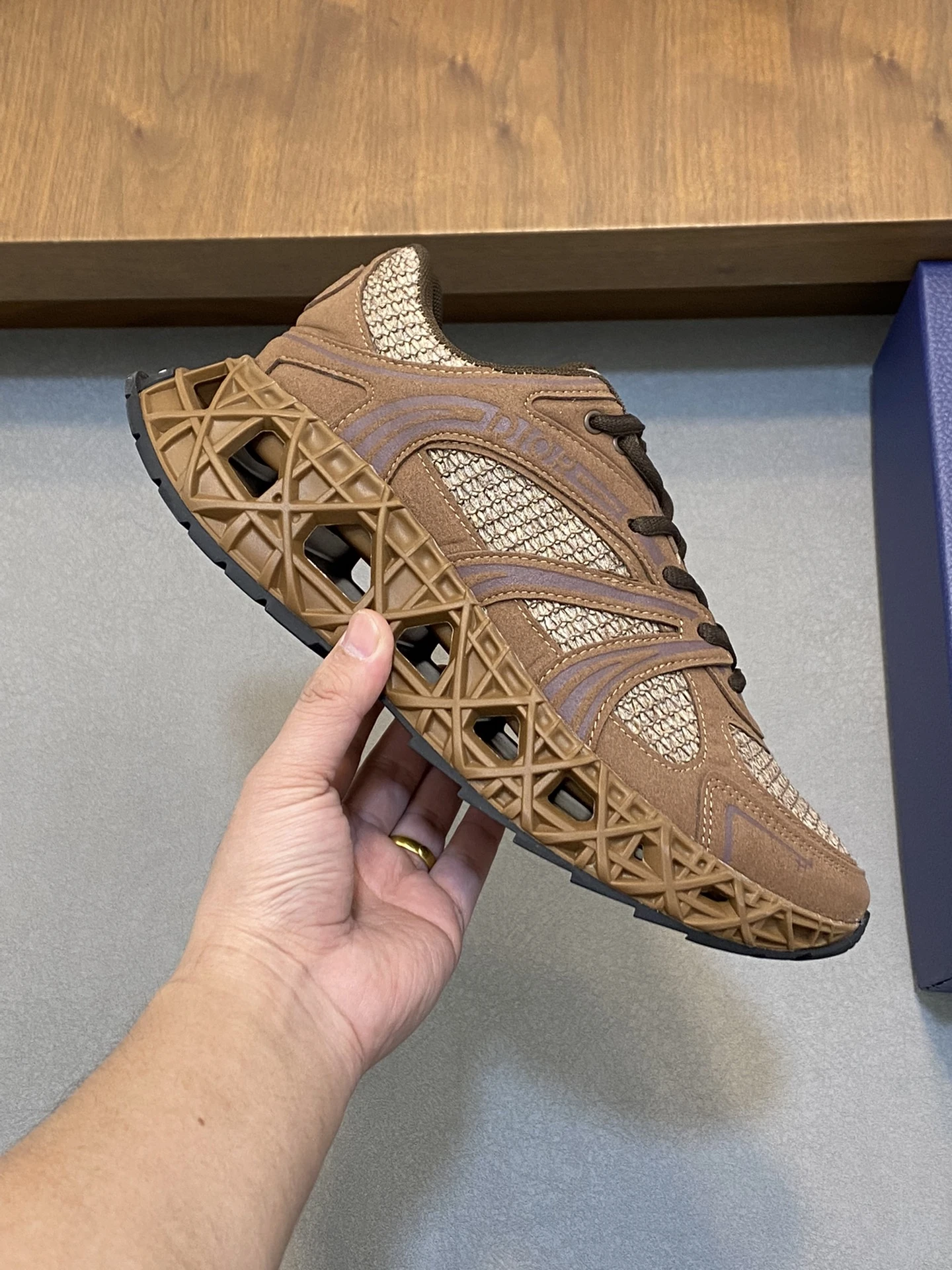 CHRISTIAN DIOR Мужские кроссовки B35 CHRISTIAN DIOR Мужские кроссовки B35