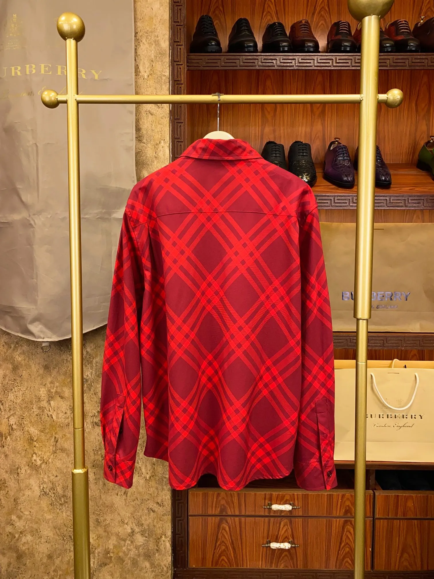 BURBERRY Мужская рубашка из дышащего хлопка