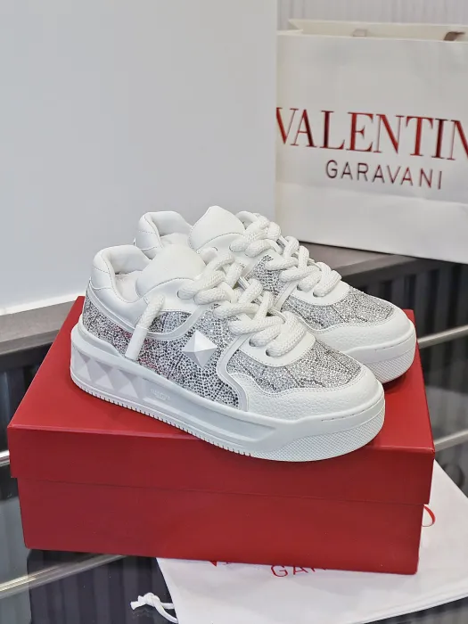 VALENTINO Женские Кроссовки One Stud XL с кристаллами