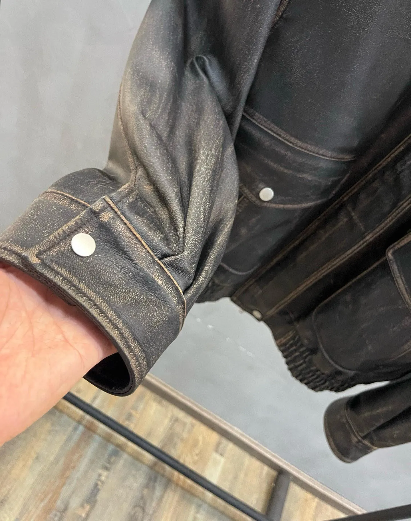 MIU MIU Кожаная куртка MIU MIU Кожаная куртка