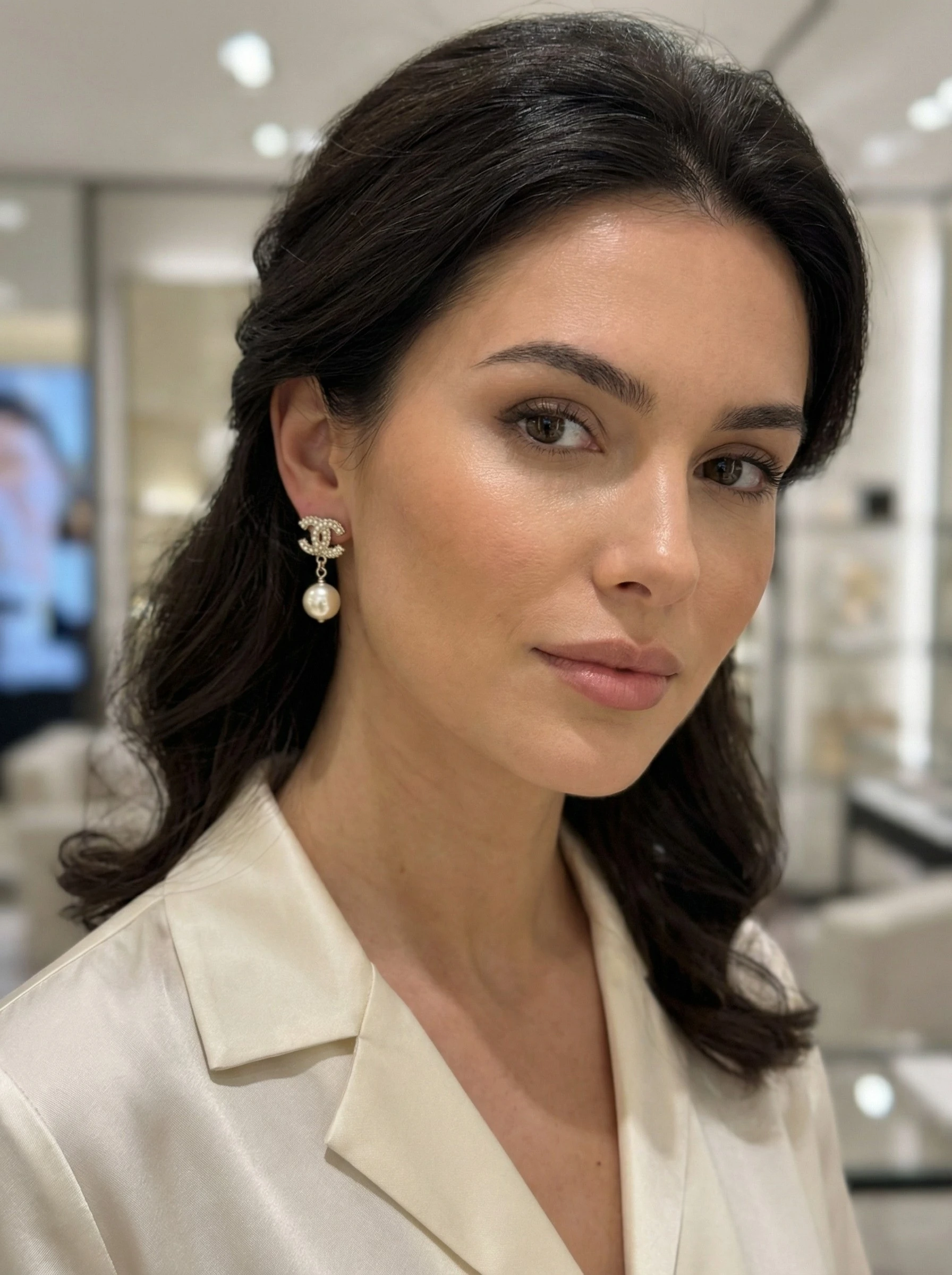 CHANEL Женские серьги и Колье из латуни с жемчугом CHANEL Женские серьги и Колье из латуни с жемчугом