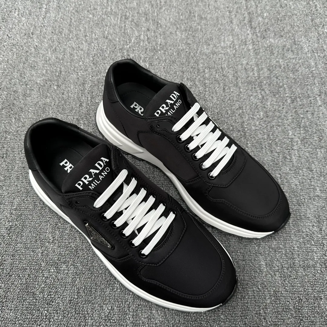 PRADA Мужские кроссовки из переработанного материала
