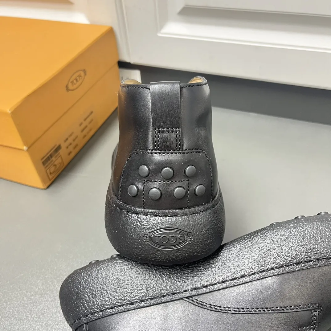 TOD'S Мужские ботинки дезерты из телячьей кожи