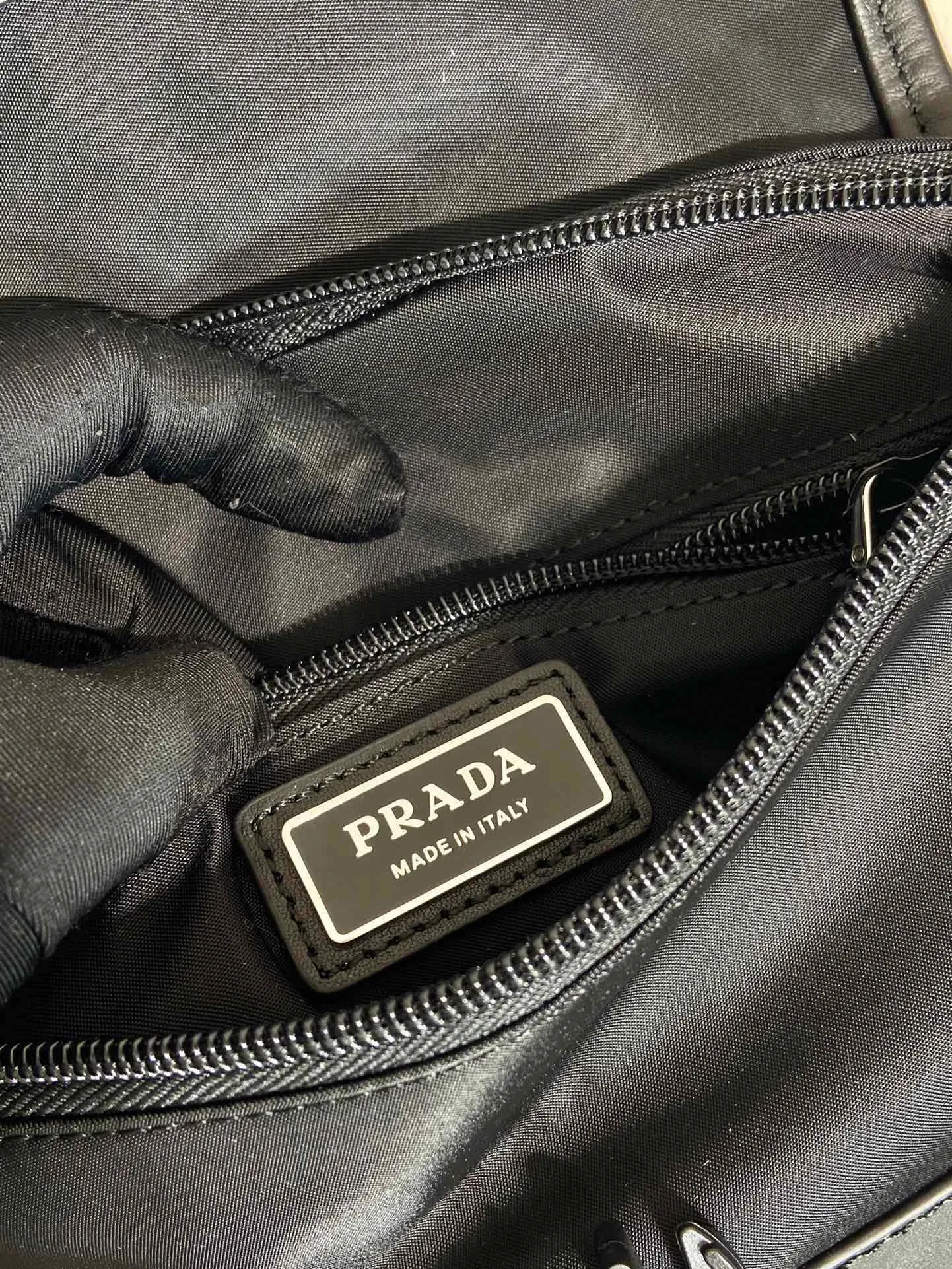 PRADA Мужская поясная сумка