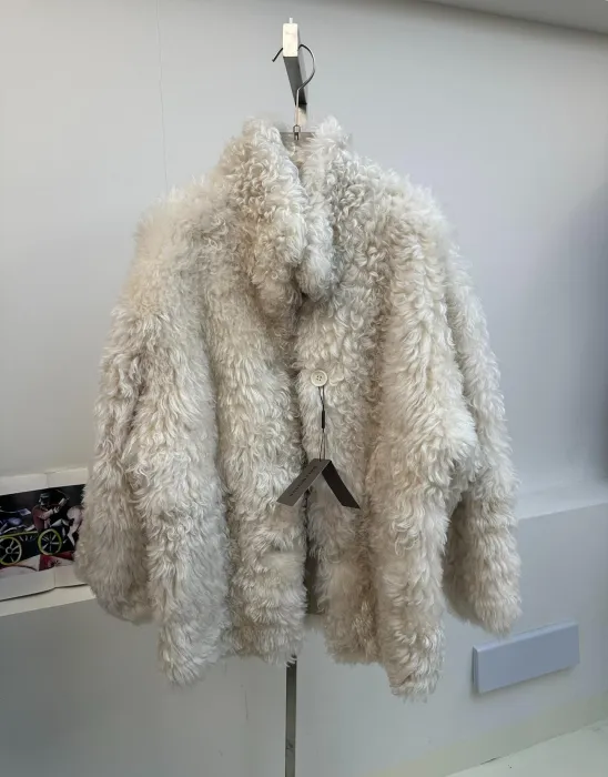 BALENCIAGA Женская шуба из овчины