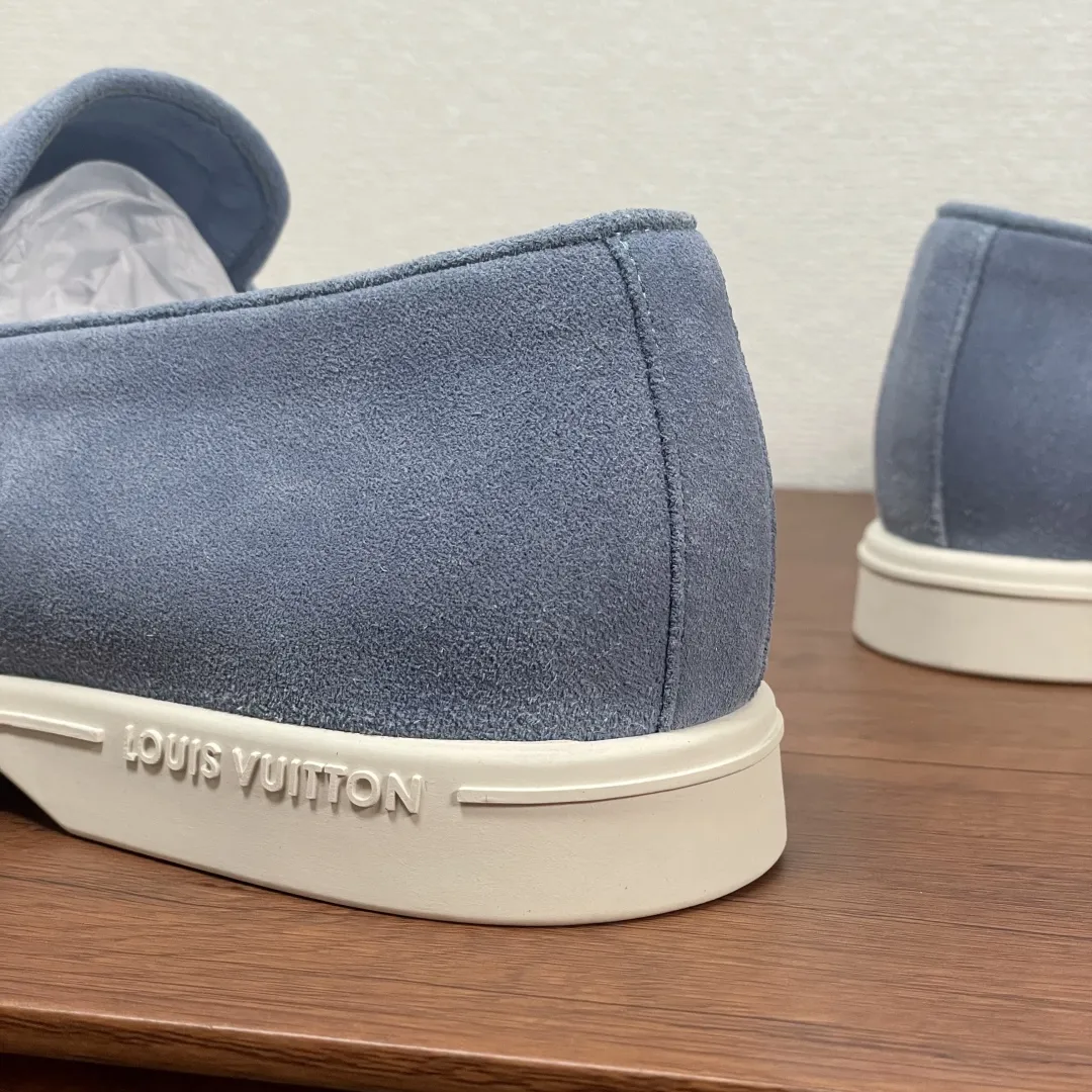 LOUIS VUITTON Мужские замшевые мокасины