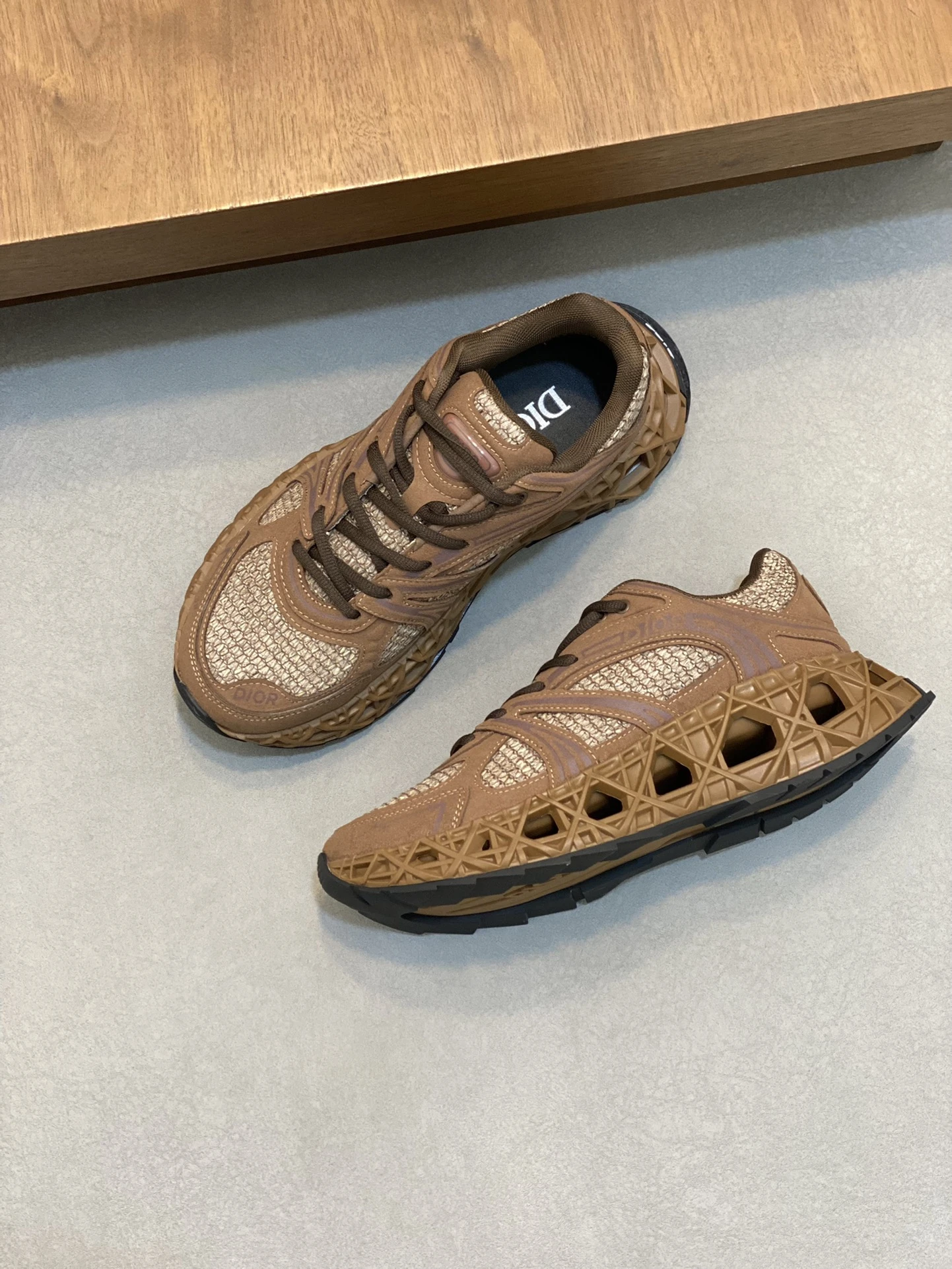 CHRISTIAN DIOR Мужские кроссовки B35 CHRISTIAN DIOR Мужские кроссовки B35