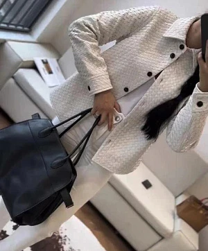 BOTTEGA VENETA Женская кожаная рубашка белая