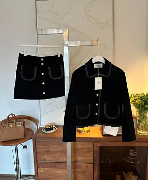 CELINE Женский костюм из замши