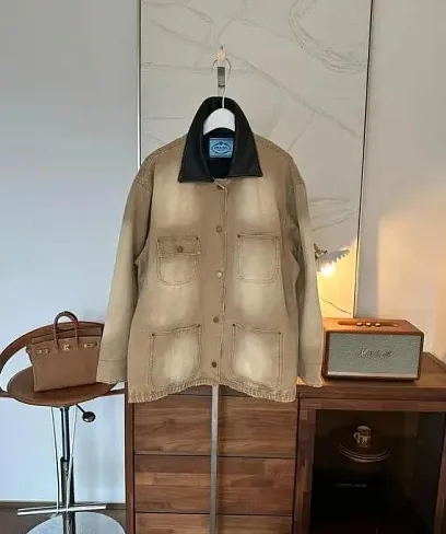 PRADA Женская куртка