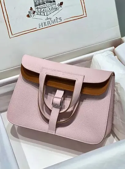 HERMES Женская сумка Halzan 25 см 09/Mauve pale Evercolor