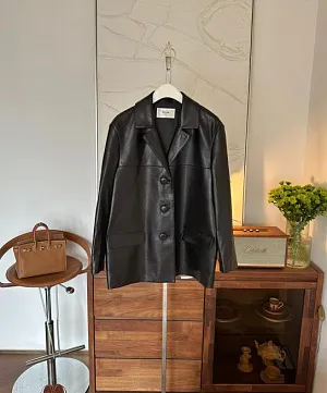 CELINE Женская кожаная куртка в черном цвете