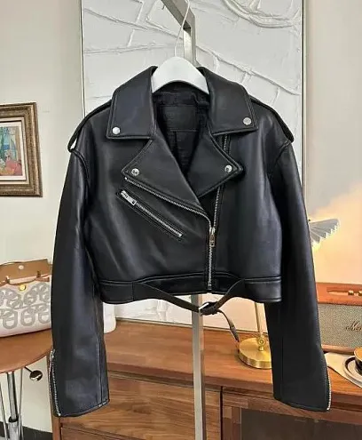 PRADA Женская кожаная куртка