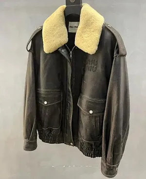 MIU MIU Кожаная куртка