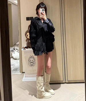 CHANEL Женские сапоги трубы из замши и кожи