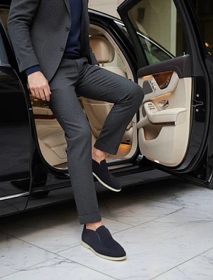 LORO PIANA Мужские лоферы из натуральной замши