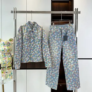 LOUIS VUITTON Мужской костюм в клетку