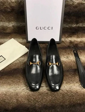 GUCCI Мужские лоферы из коровьей кожи