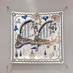 HERMES Платок 90-90 см