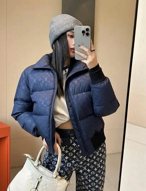 LOUIS VUITTON Женская укороченная куртка на пуху