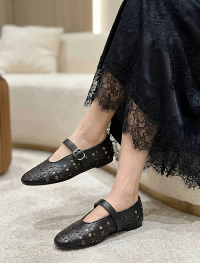 ALAIA Женские балетки из мягкой кожи