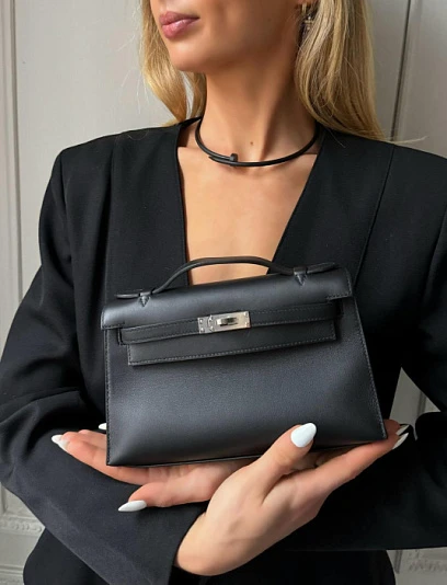 HERMES Женская сумка Kelly Pochette 22 см 89/Noir  Epsom