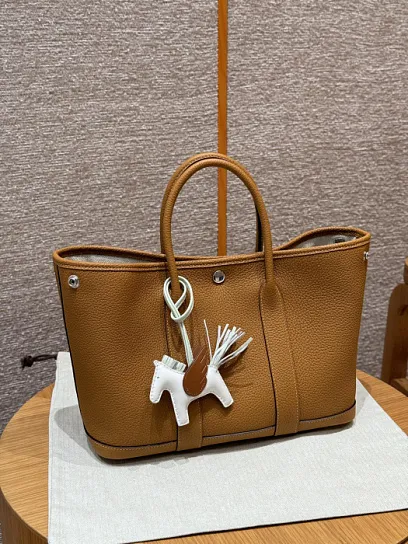 HERMES Женская сумка Garden party 30 см 2S Vache Country