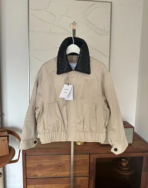 BOTTEGA VENETA Женская куртка бежевом цвете