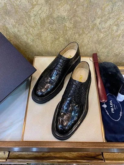 PRADA Мужские туфли дерби из брюшка импортного крокодила