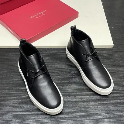 SALVATORE FERRAGAMO Мужские ботинки дезерты из кожи