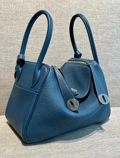 HERMES Женская сумка Lindy 26 см S4 Clemence