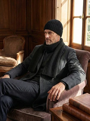 LORO PIANA Мужской набор шапка и шарф чёрного цвета