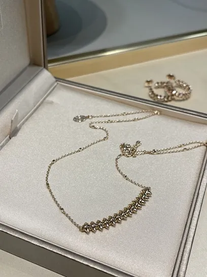 CARTIER Колье Clash из розового золота