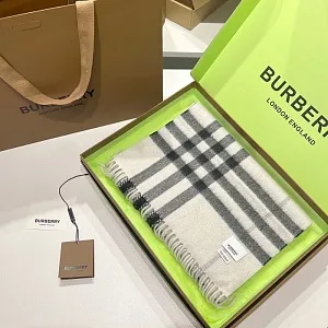BURBERRY Классический шарф из кашемира
